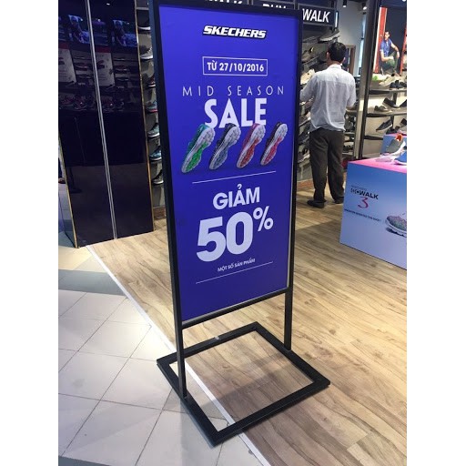 Standee sắt ngoài trời