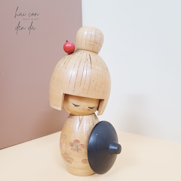 Búp bê Kokeshi bằng gỗ (mẫu 05)