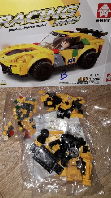 Lắp ráp 1 hộp LegoRacing siêu xe 31008 loại lớn có nhiều chi tiết bằng nhựa ABS