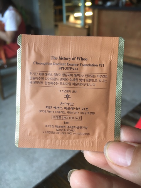 combo 10 gói KEM NỀN TRANG ĐIỂM RADIANT ESSENCE FOUNDATION WHOO | BigBuy360 - bigbuy360.vn