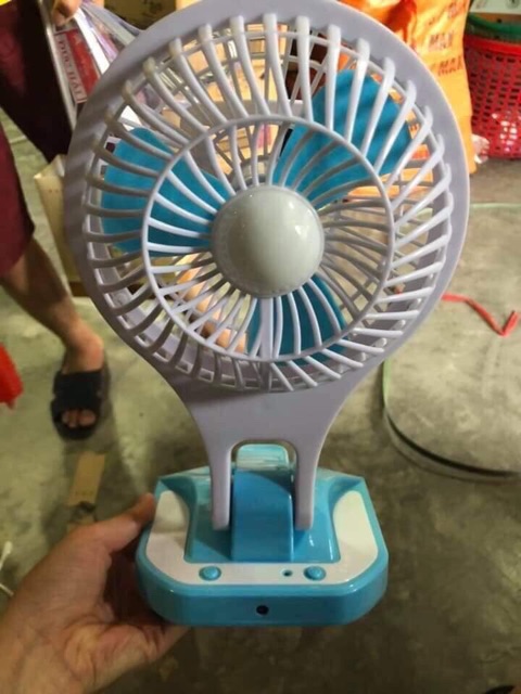 [Mã ELHA22 giảm 5% đơn 300K] Quạt gập mini fan 5588