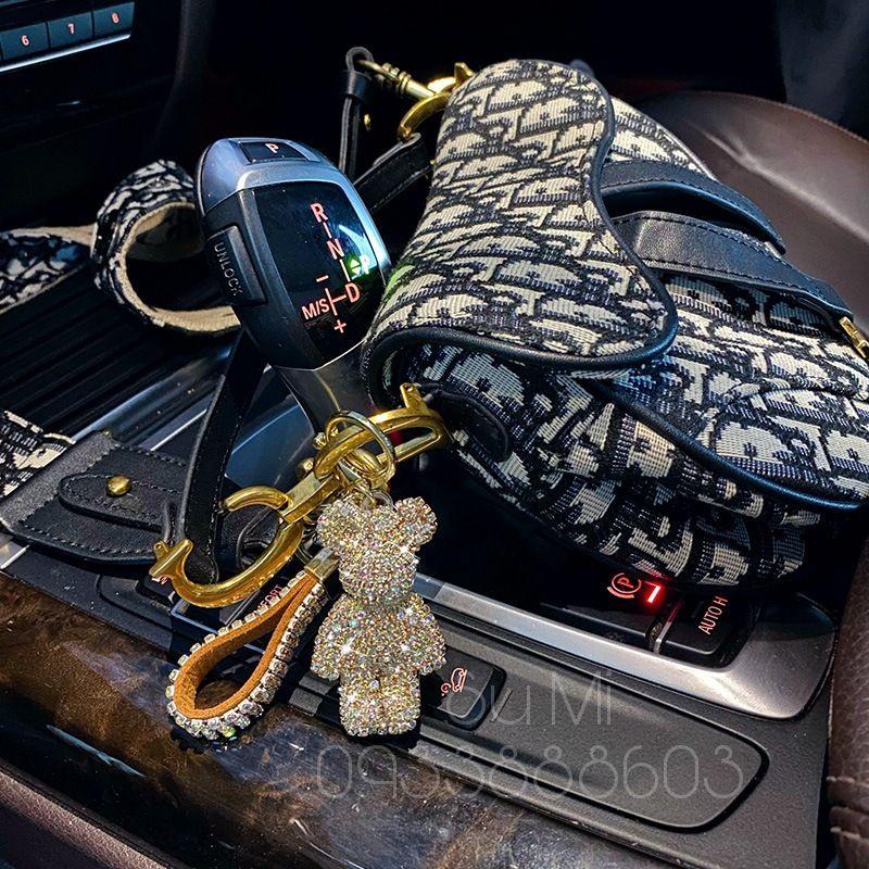 Móc khóa cao cấp gấu Bearbrick đính đá lấp lánh đẳng cấp sang trọng -  trang trí túi xách.