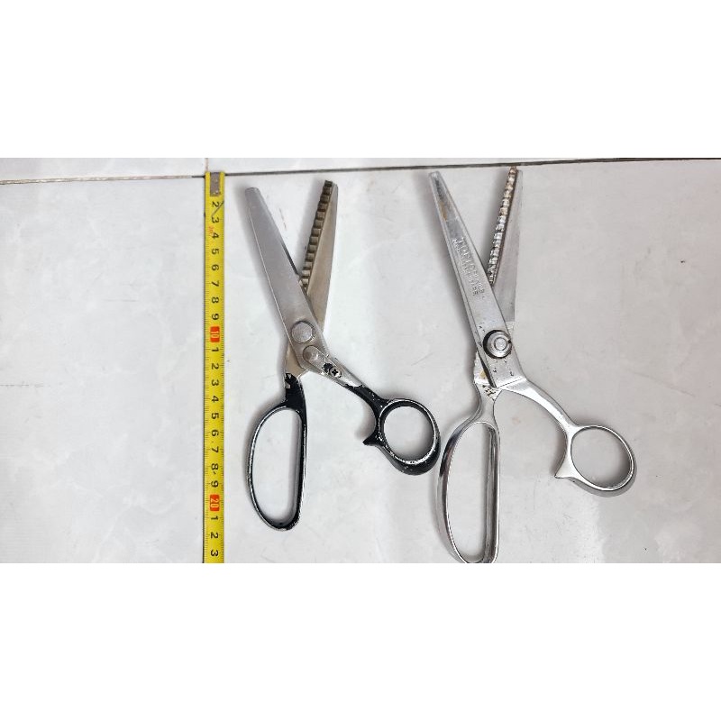 Kéo cắt zigzag nhật bãi