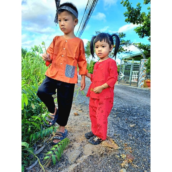 Bà ba vải gấm lá tre cho bé gái