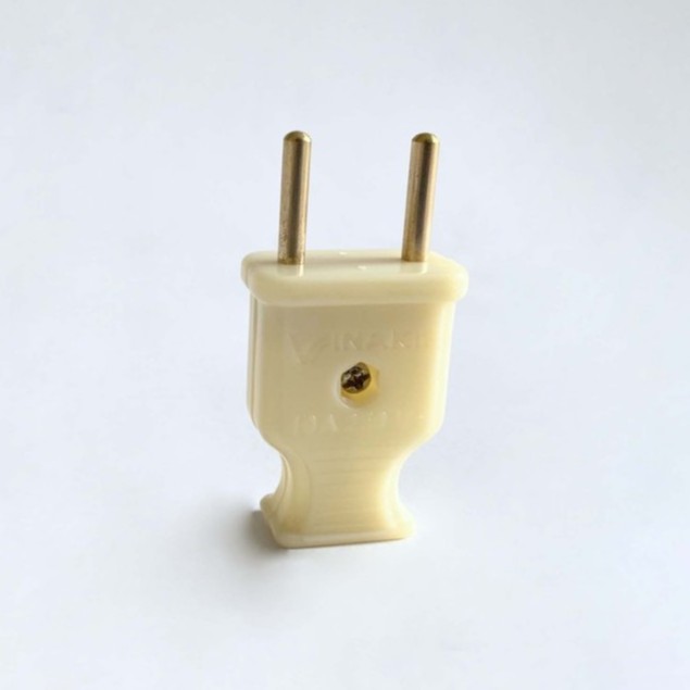 Phích cắm điện vinakip 10A chân tròn