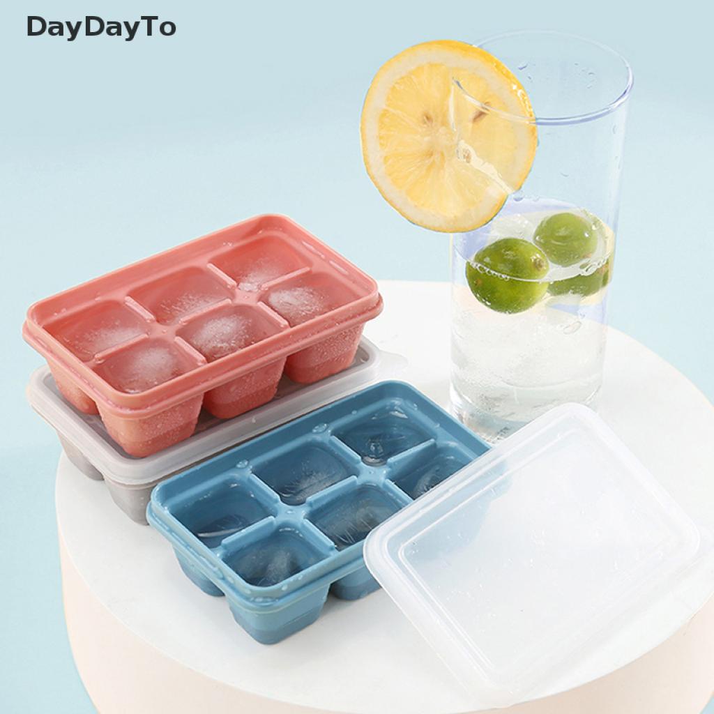 Khuôn Silicone Làm Đá Viên Hình Vuông Nhiều Màu Có Nắp Đậy Tiện Dụng
