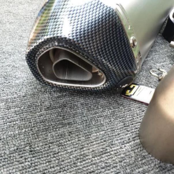 Lon pô lục giác Akrapovic xám.Tặng full phụ kiện