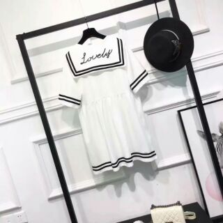 Váy đầm babydoll hải quân màu trắng cộc tay dáng rộng