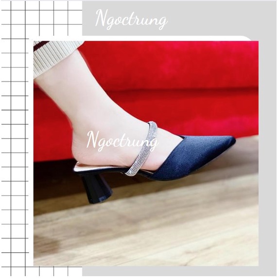 Giày sục da mịn mũi nhọn dây đá nổi gót trụ tròn - 5cm thời trang nữ tính