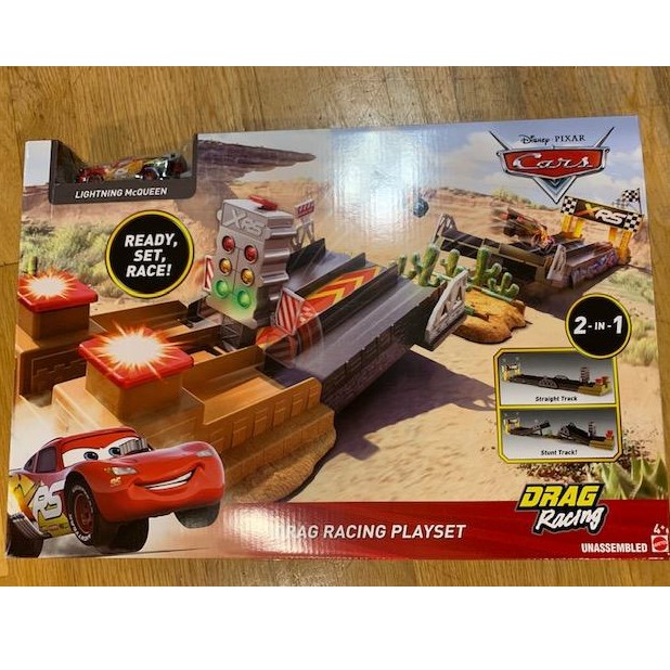 Bộ đường đua xe Disney Pixar Cars XRS Drag Racing Playset Lightning Mc Queen