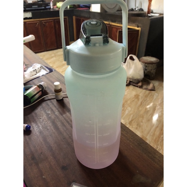 bình nước 2lit thông minh