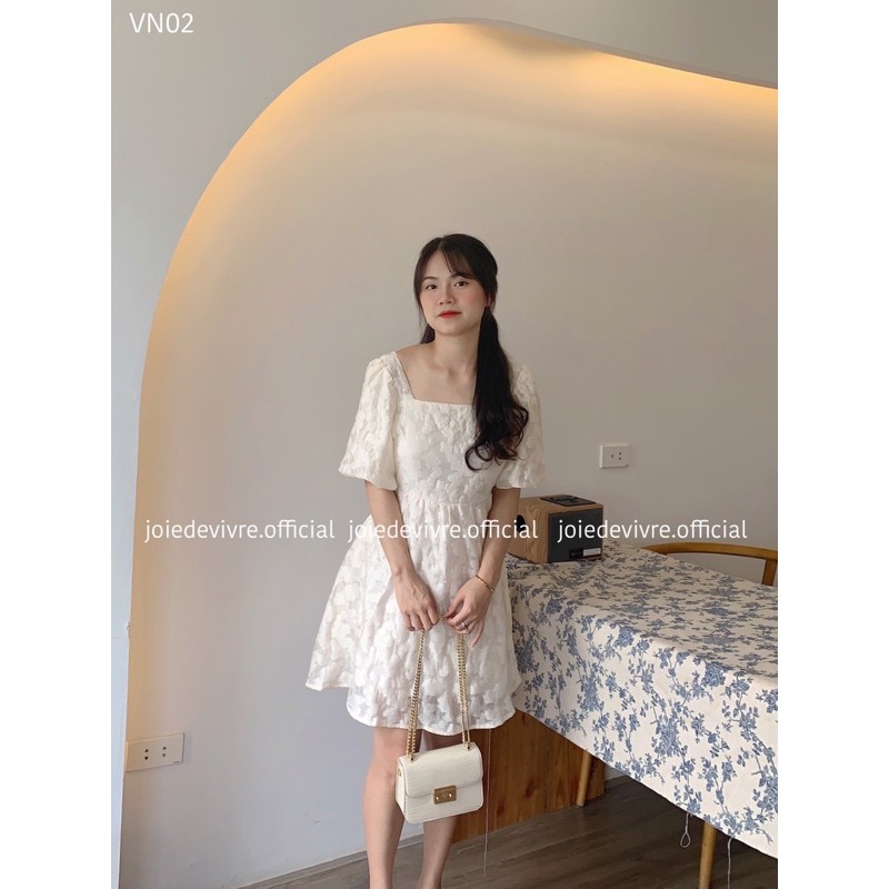Váy baby doll hoa chìm thắt nơ lưng | BigBuy360 - bigbuy360.vn