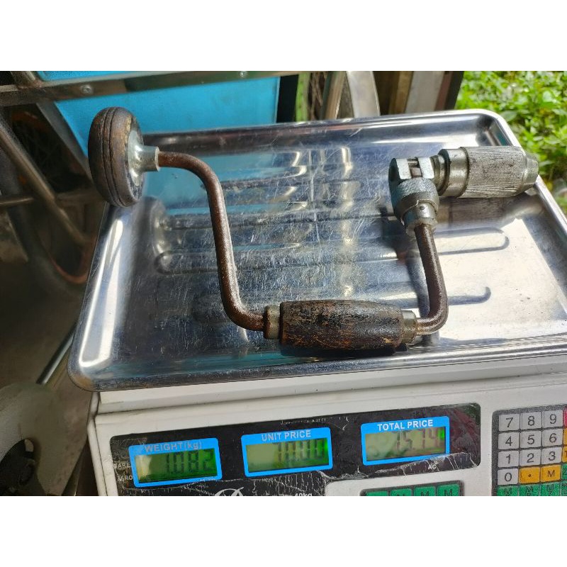 Khoan tay hàng Nhật bãi