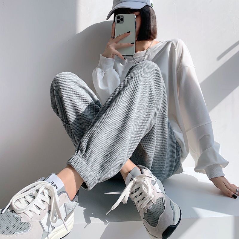 Quần ống rộng jogger nữ thể thao bo gấu cạp chun chất vải tổ ong dày dặn