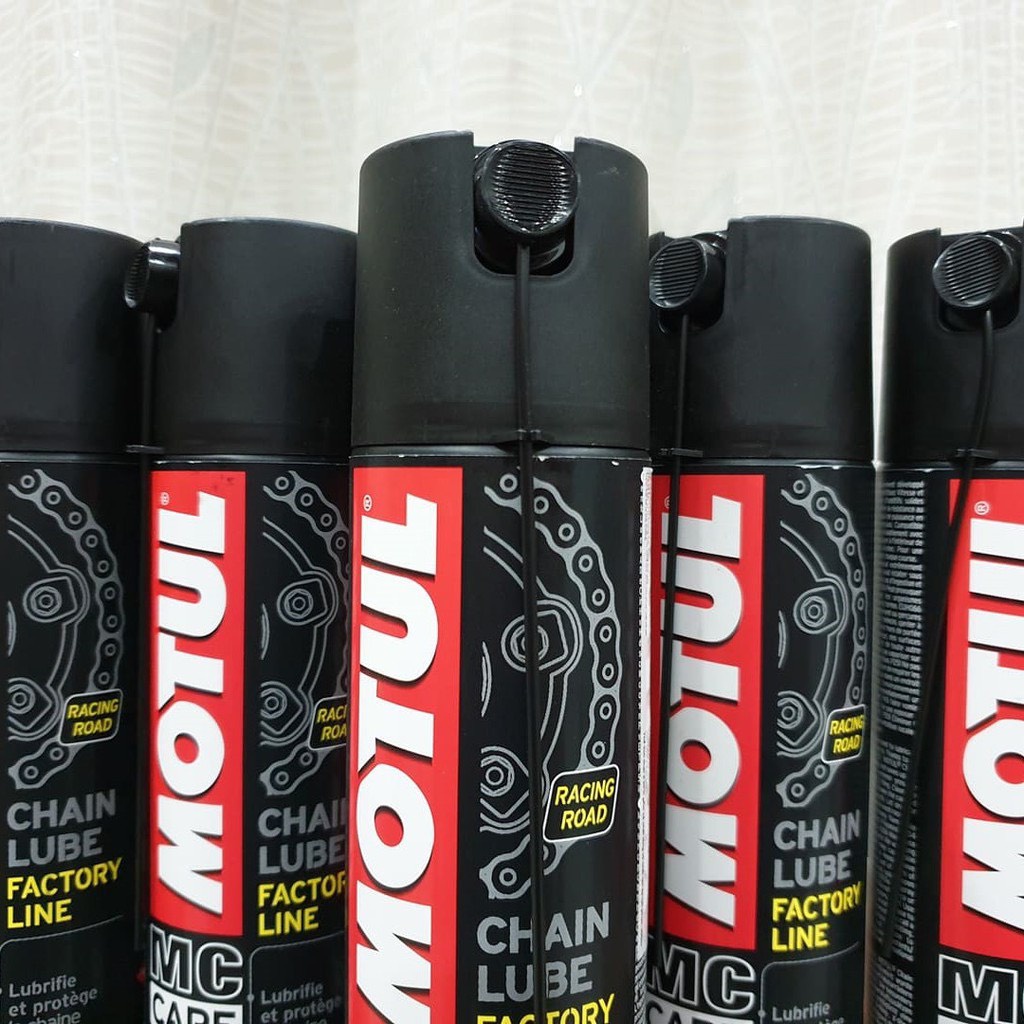 Chai xịt sên Motul C4 400ml MC Care Chain Lube Factory Line
