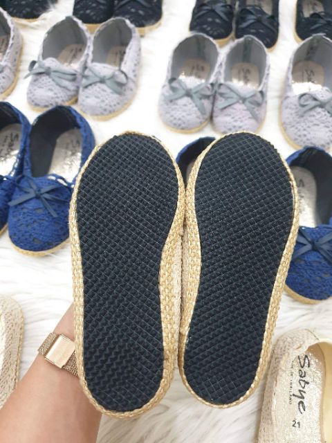 Giày bé gái ren đế cói thailan