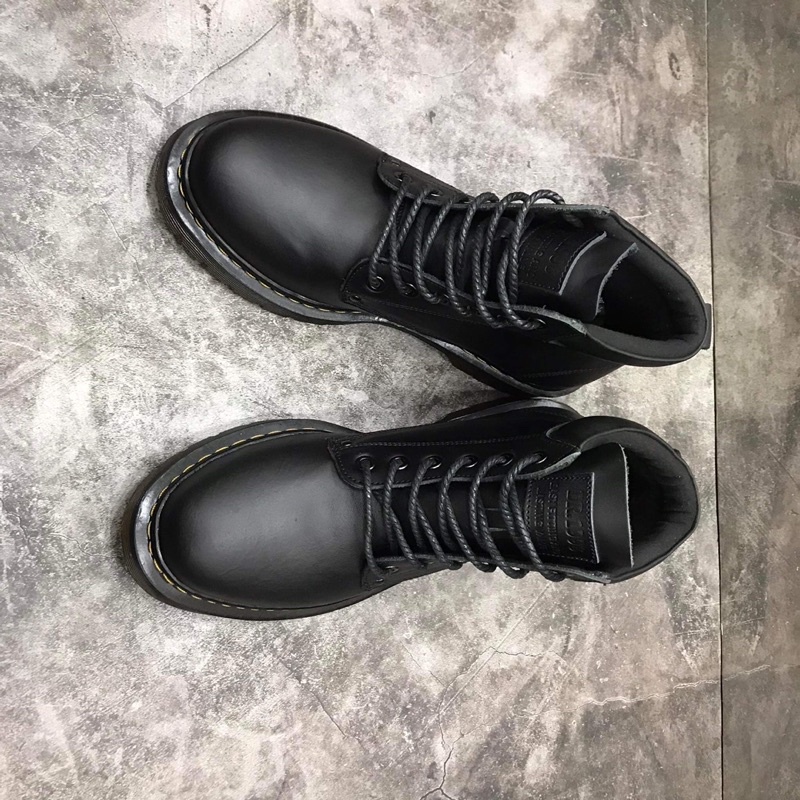 Giày đốc dây phiên bản 2022