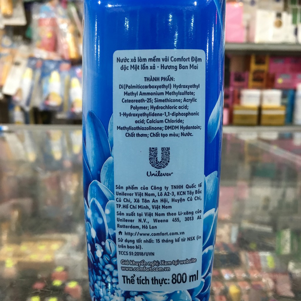 Nước Xả Vải Comfort Đậm Đặc Hương Ban Mai Chai 800ml
