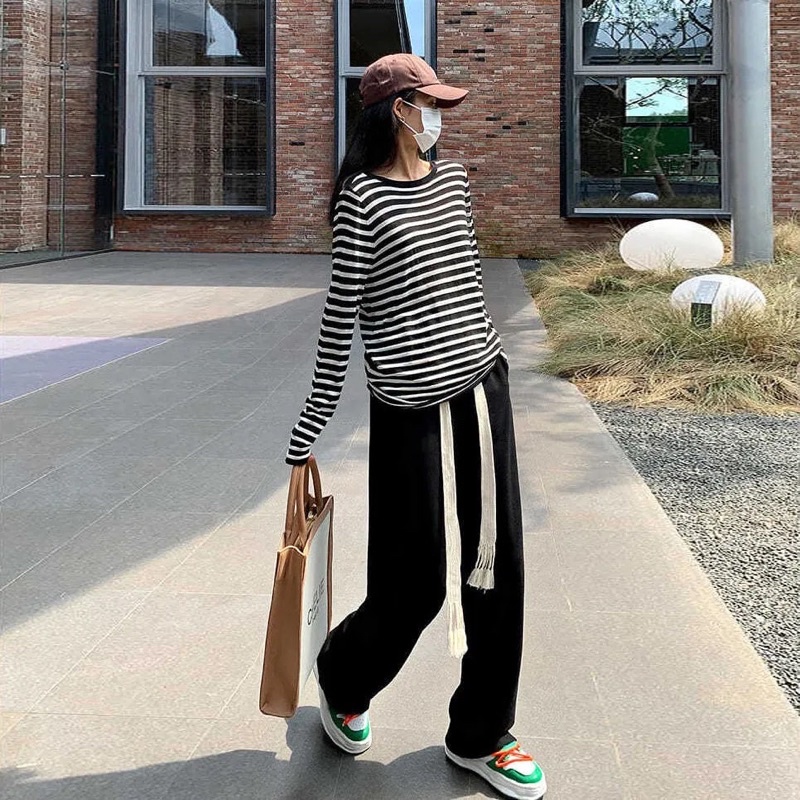 Quần Vải Ống Suông Nam Nữ Màu Đen Có Dây Rút Buộc Cạp Chun Phom Unisex Phong Cách Ulzzang Hàn Quốc Chất Mát Hot Trend