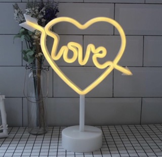 Đèn bàn led viền
