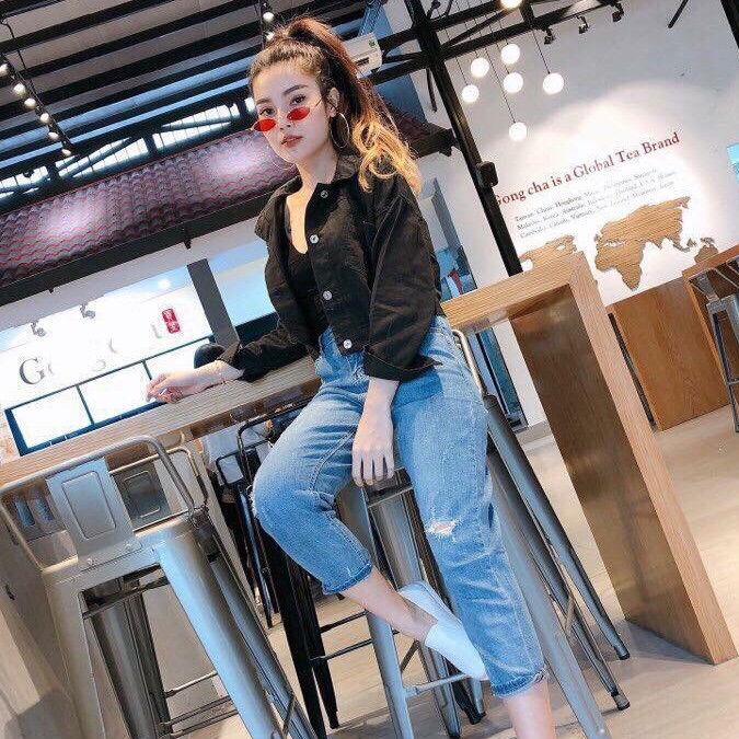 ÁO KHOÁC JEAN ( MÀU ĐEN ) NỮ PHỐI CÚC SAU LƯNG THỜI TRANG 3302