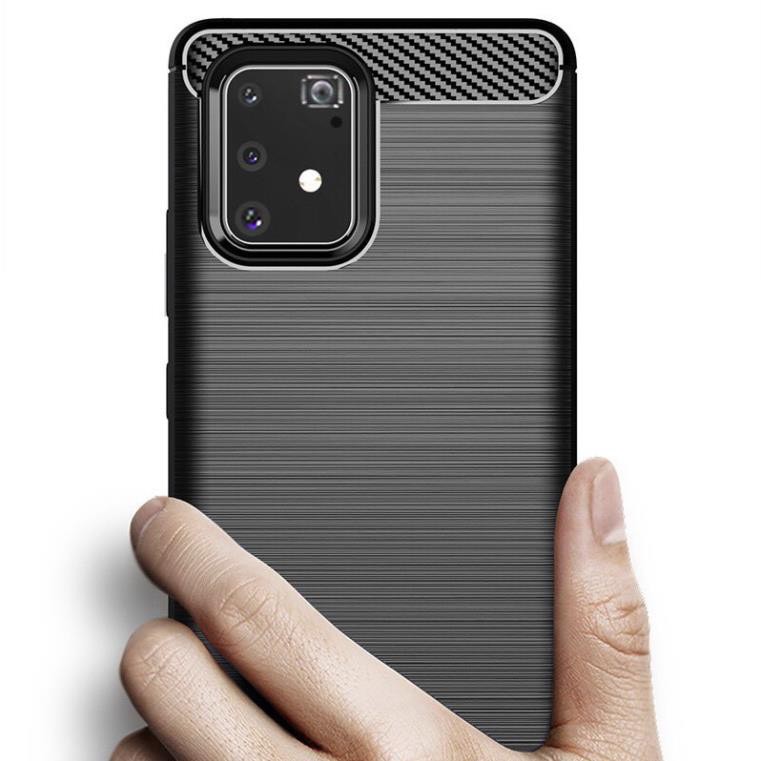 Ốp lưng dẻo Samsung Galaxy S10 Lite vân sợi cacbon chống sốc, chống vân tay Rugger Amor