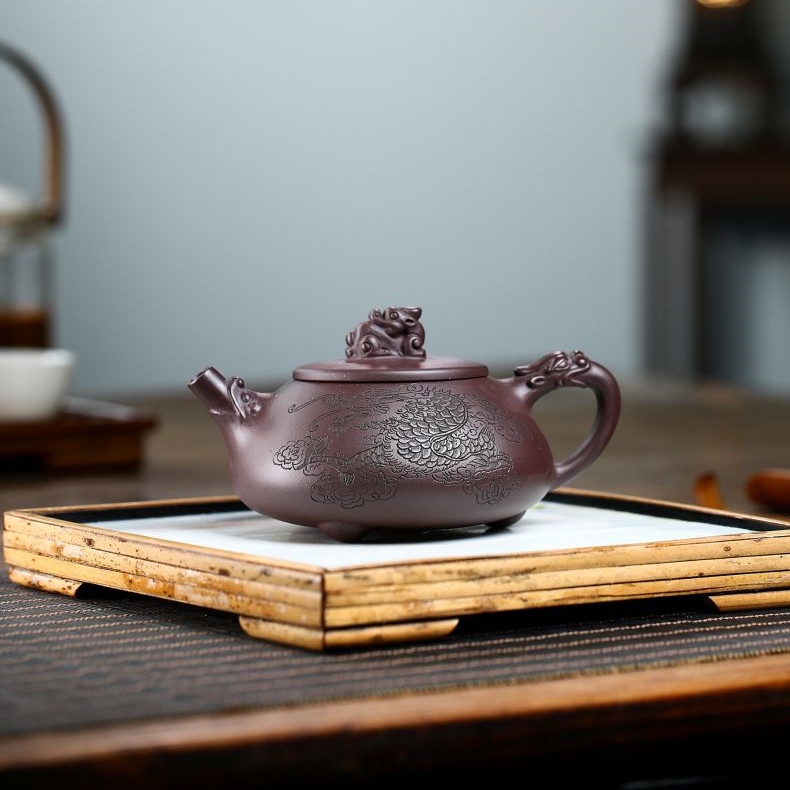 Ấm Tử Sa Nghi Hưng Thạch Biều Tứ Hải Đằng Long 260 ml (Lão Tử Nê)