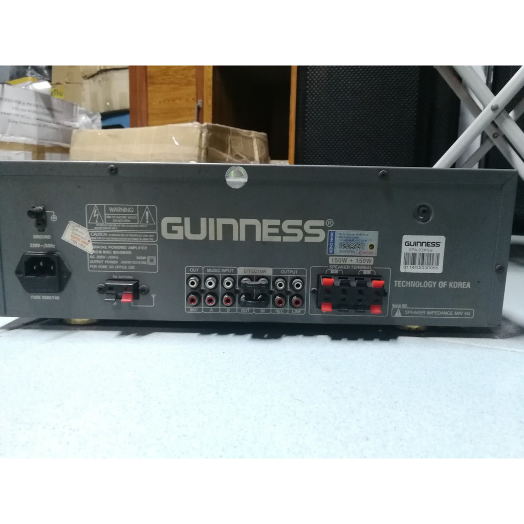 Ampli công suất 300W GUINNESS SPA-203plus chính hãng hàng chưng bày