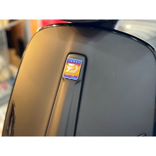 Logo titan Vespa.