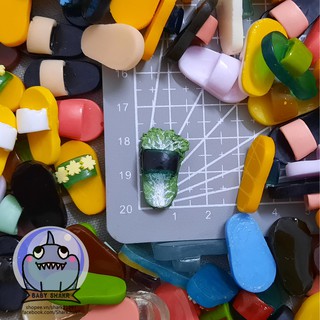MÔ HÌNH đôi dép trang trí nhà búp bê