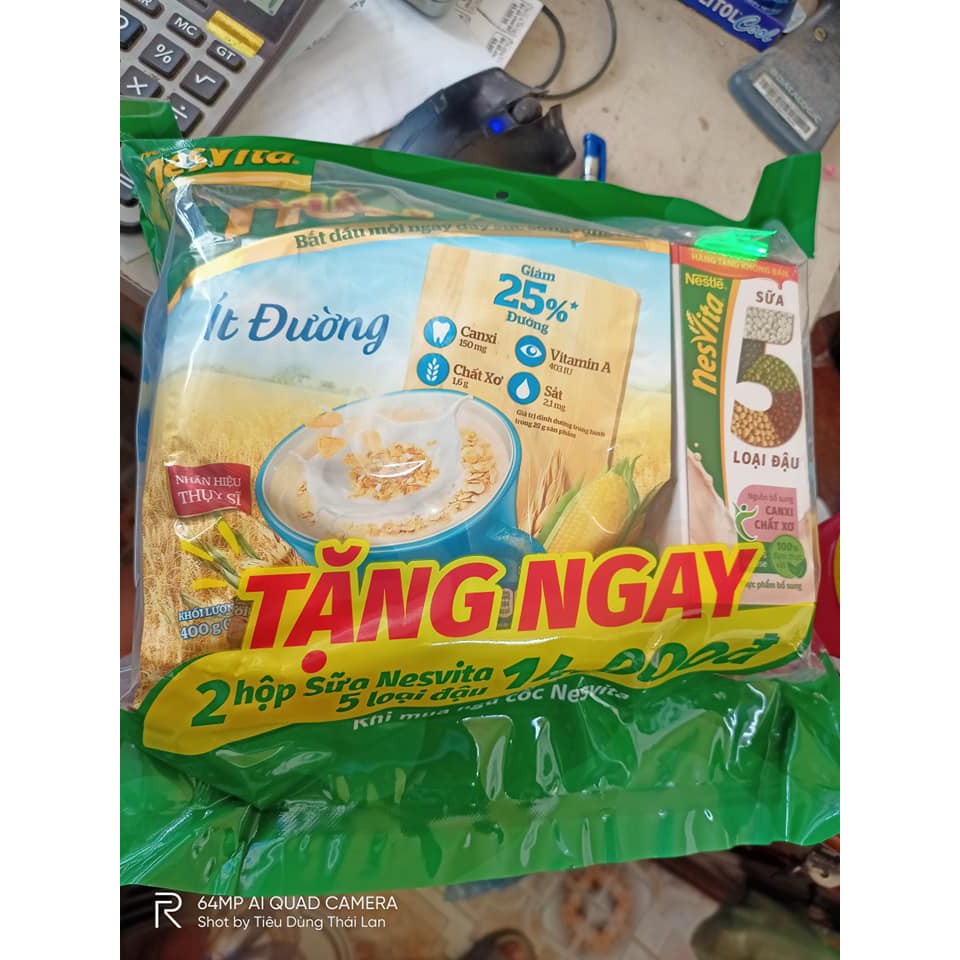 NGŨ CỐC DINH DƯỠNG NESTLE NESVITA 400g tặng 2 hộp sua hat