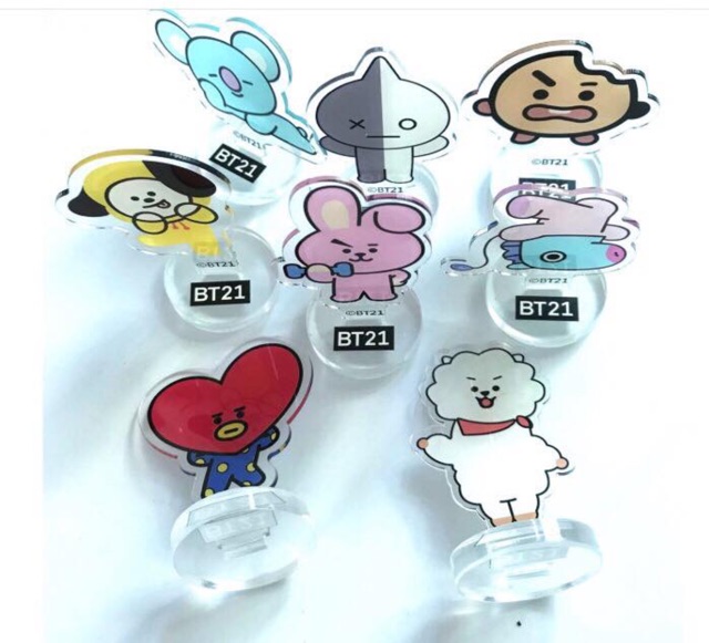 Standee BT21 chất liệu mica trong nhue hình đăng khách chọn mẫu nào nhắn shop . Không nhắn shop lấy mẫu ngẫu nhiên