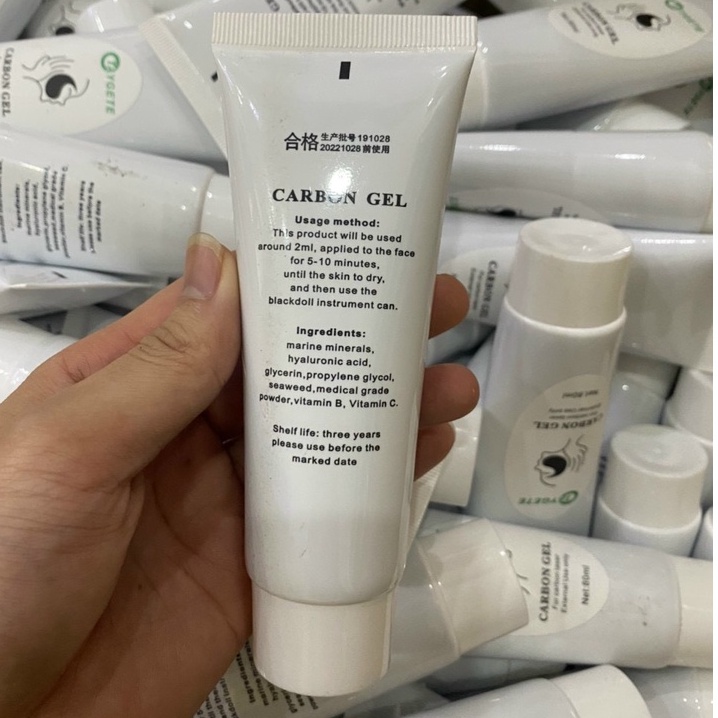 Gel Cacbon Bắn Laser Than Tre Bắn trẻ hóa da mặt.