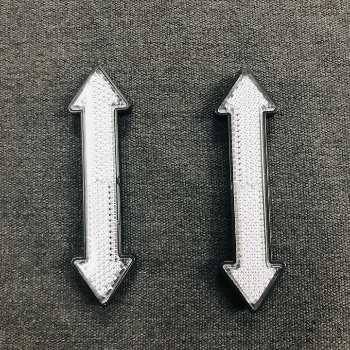 [TRANG TRÍ] MẮT MÈO phản quang dán xe máy kiểu mũi tên cá tính