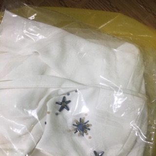 Quần size M newtag