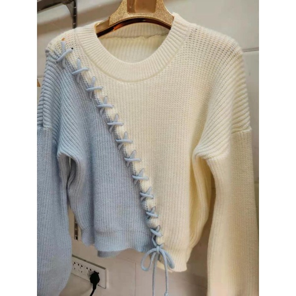 Áo len xinh phối 2 màu đan dây chéo
