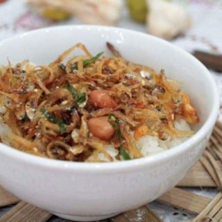 Đặc sản Cá cơm mờm sữa