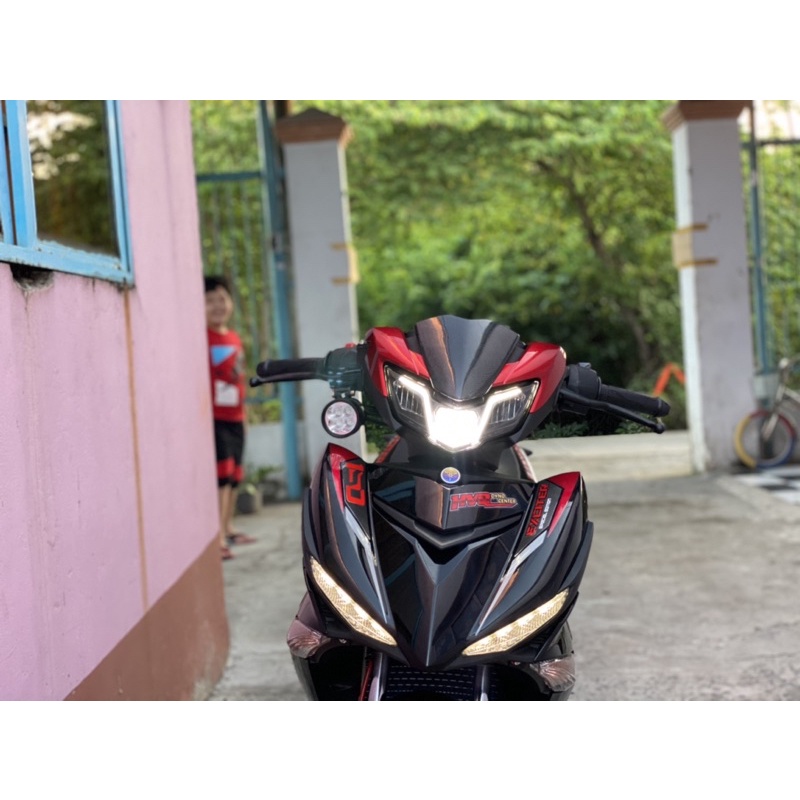 Đèn pha Lativo Ex 150 2019.