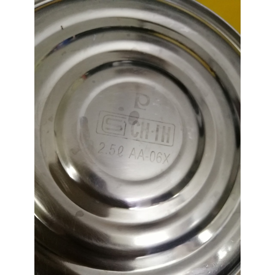 Ấm inox có còi hú nội địa Nhật (2.5L) (420), Dùng được bếp từ