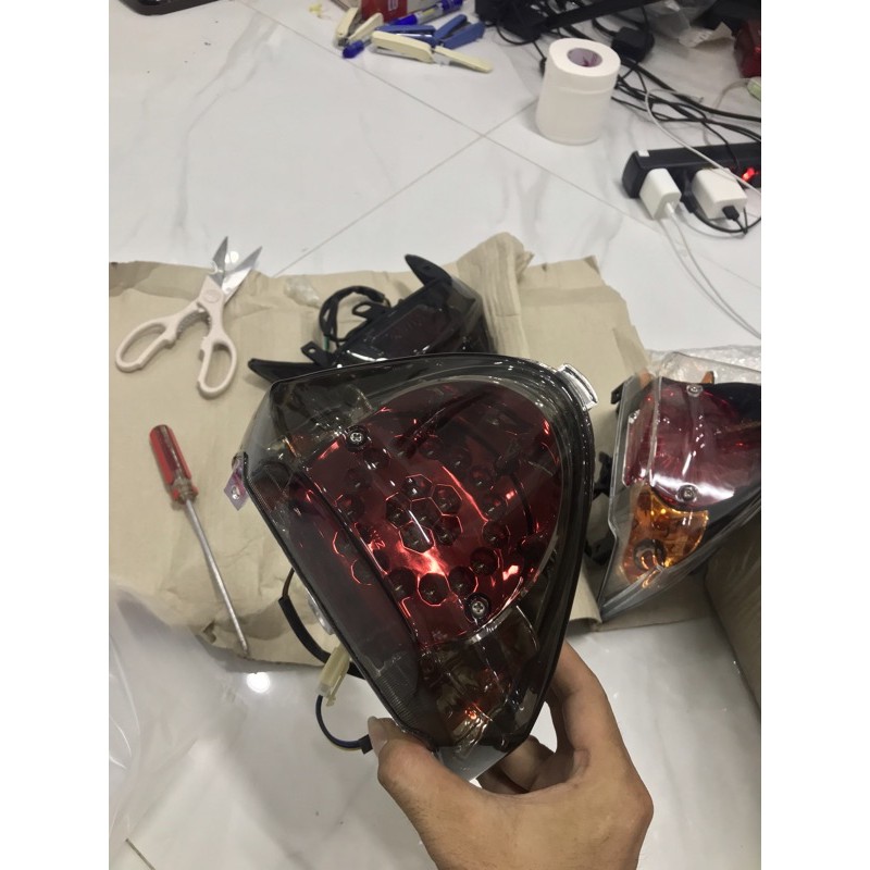 Đèn hậu WIZ LED cho ex4s/Sirius