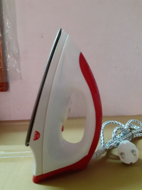 BÀN ỦI KIM CƯƠNG  GIẢM 25K