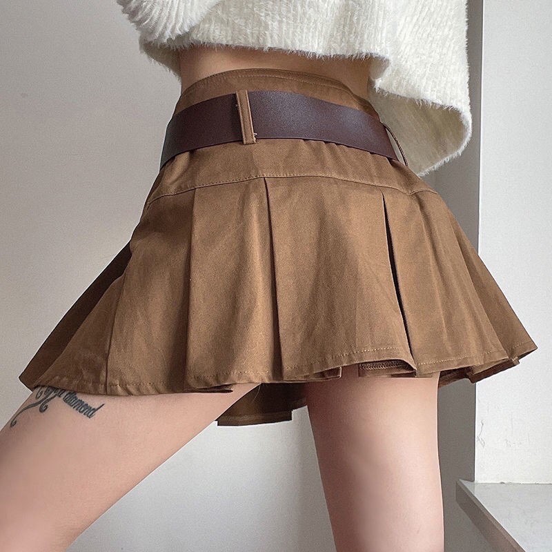 Chân váy xếp ly dáng xòe kèm belt cực Tây
