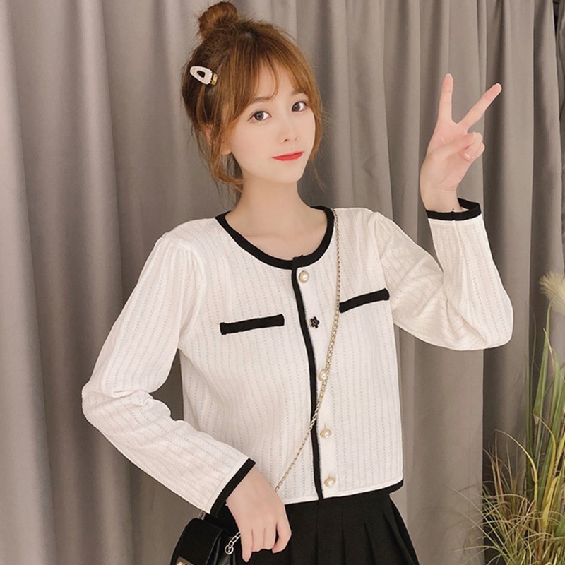Áo Cardigan Dệt Kim Tay Dài Cổ Tròn Phối Nút Thiết Kế Đơn Giản