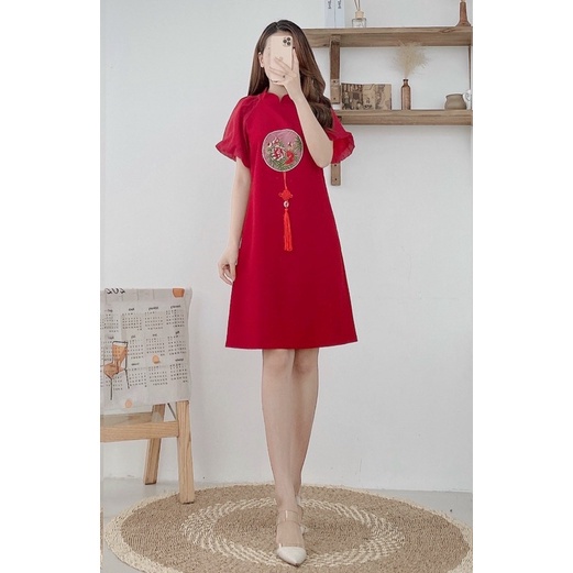 Áo dài cách tân nữ J886 thiết kế cổ cao tay bồng lụa cao cấp thêu hoa dây ngọc đón Tết xinh