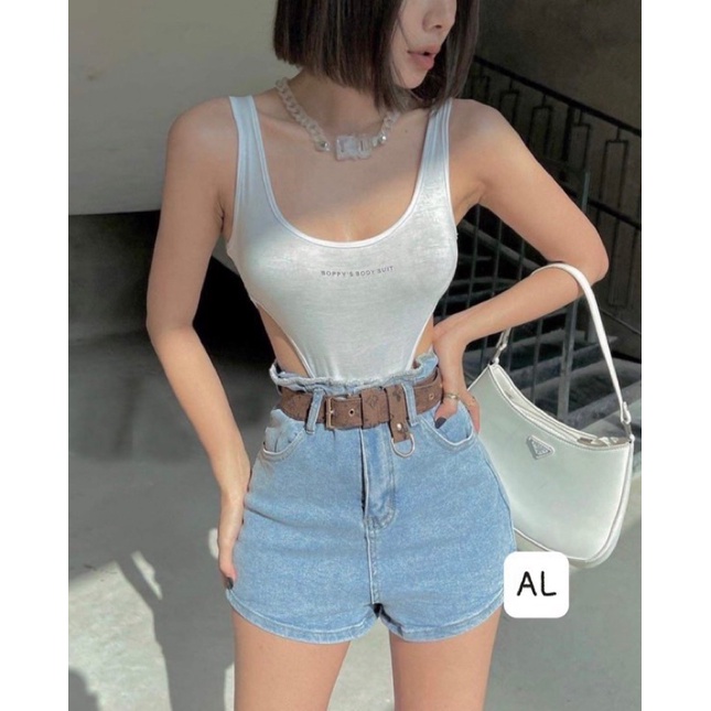 áo bodysuit khoét eo hót hít