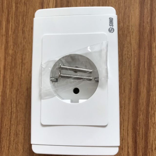 Ổ cắm điện Schuko 16A tiếp đất