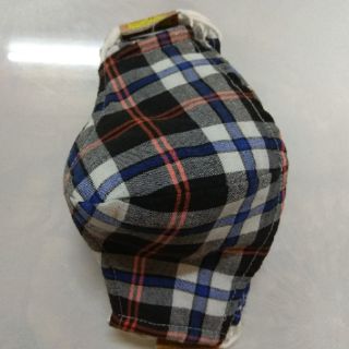 10 chiếc khẩu trang nam kẻ đẹp