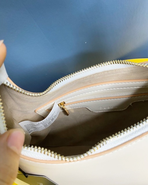 Túi PEDRO cắp nách 2020