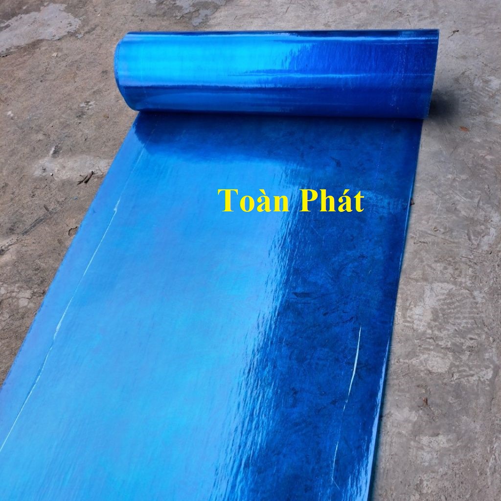 Khổ cao 1m hoặc 1.2m x Dày 8 dem màu XANH  Tôn nhựa phẳng lấy ánh sáng che nắng che mưa