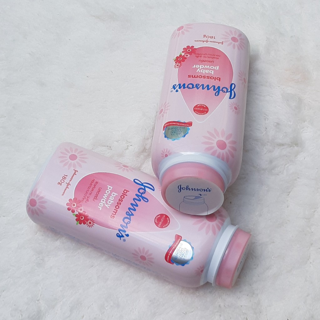 Phấn Thơm Baby Johnson chống ẩm ướt, rơm sả, bị hăm Thái Lan 180g